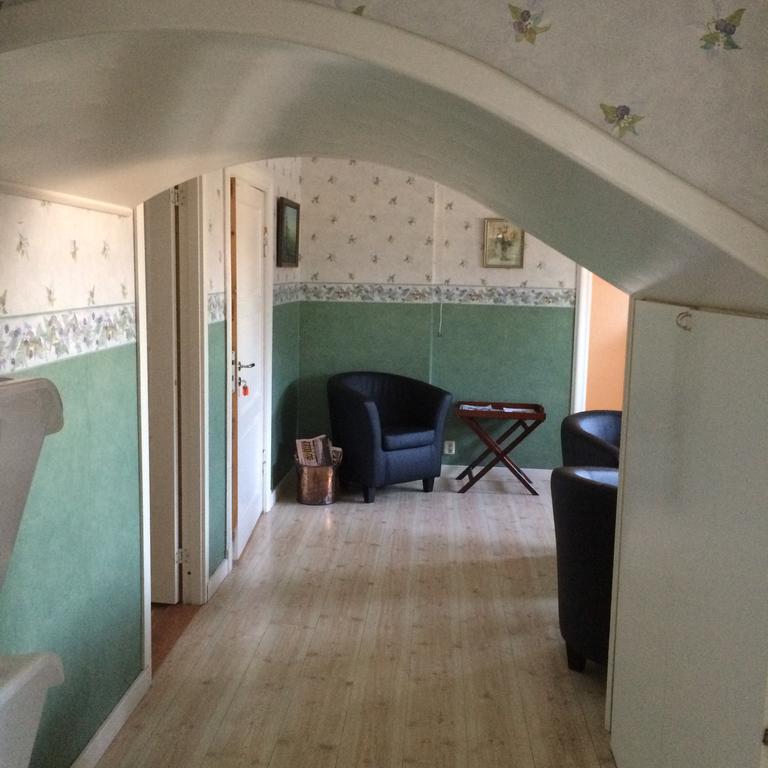 Skaerplinge Gaestis B&B Экстерьер фото